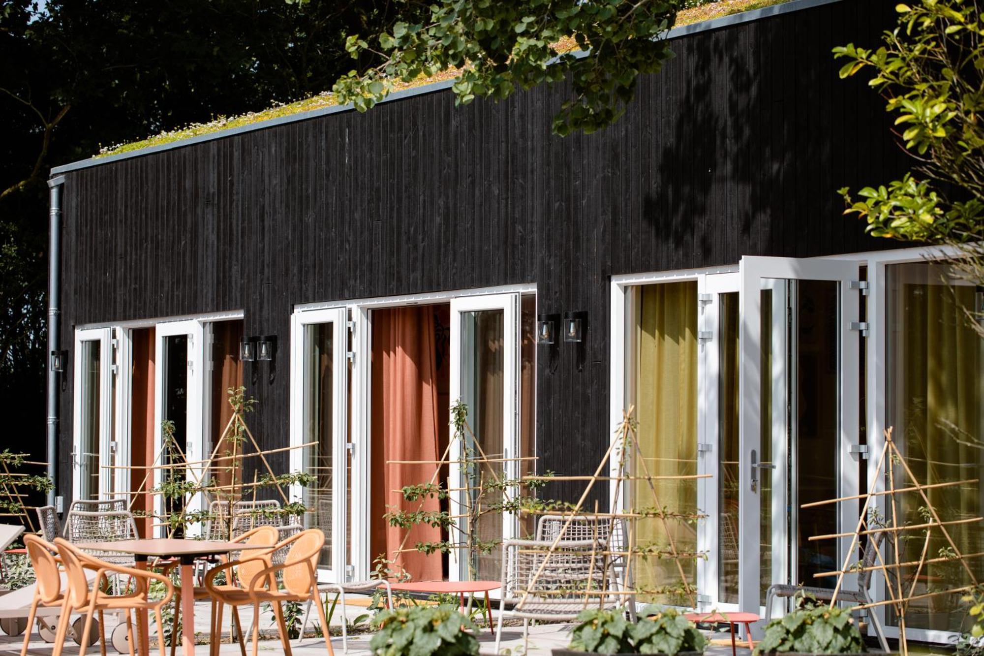 Residenties En Bungalow Royal ドンブルグ エクステリア 写真